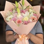 BEYAZ VE PEMBE ÇİÇEK BUKETİ
